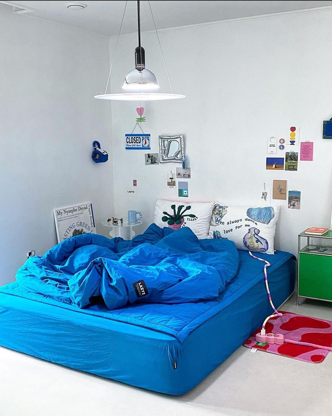 BLUE BEDROOM blue-bedroom